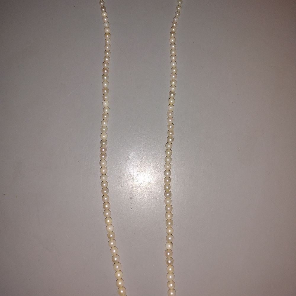 Elegant Pearl Necklace